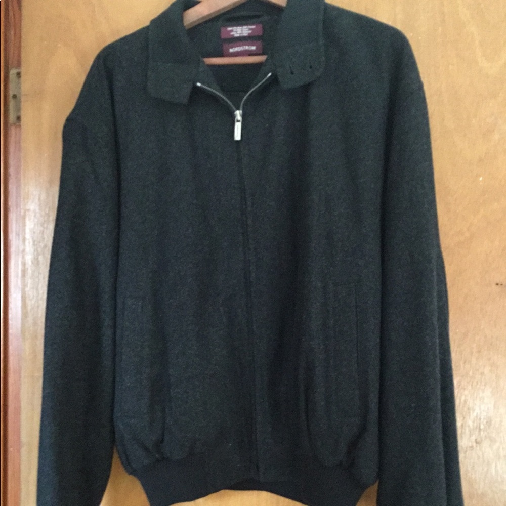Mens-Nordstroms-gray-wool-jacket-Med new no tags
